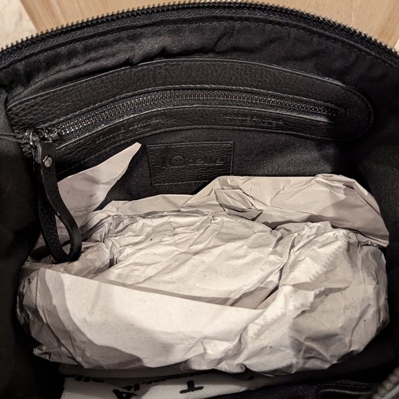 IOpelle Italia Black Leather Skull Embossed Crossbody Bag - Picture 3 of 4